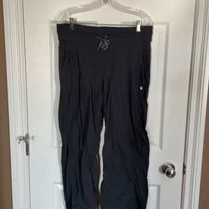 Lululemon Studio pant. Size 8